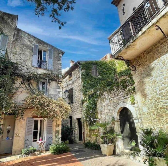 L Appartement De Manon, Centre Historique Du Vieil 앙티브 외부 사진